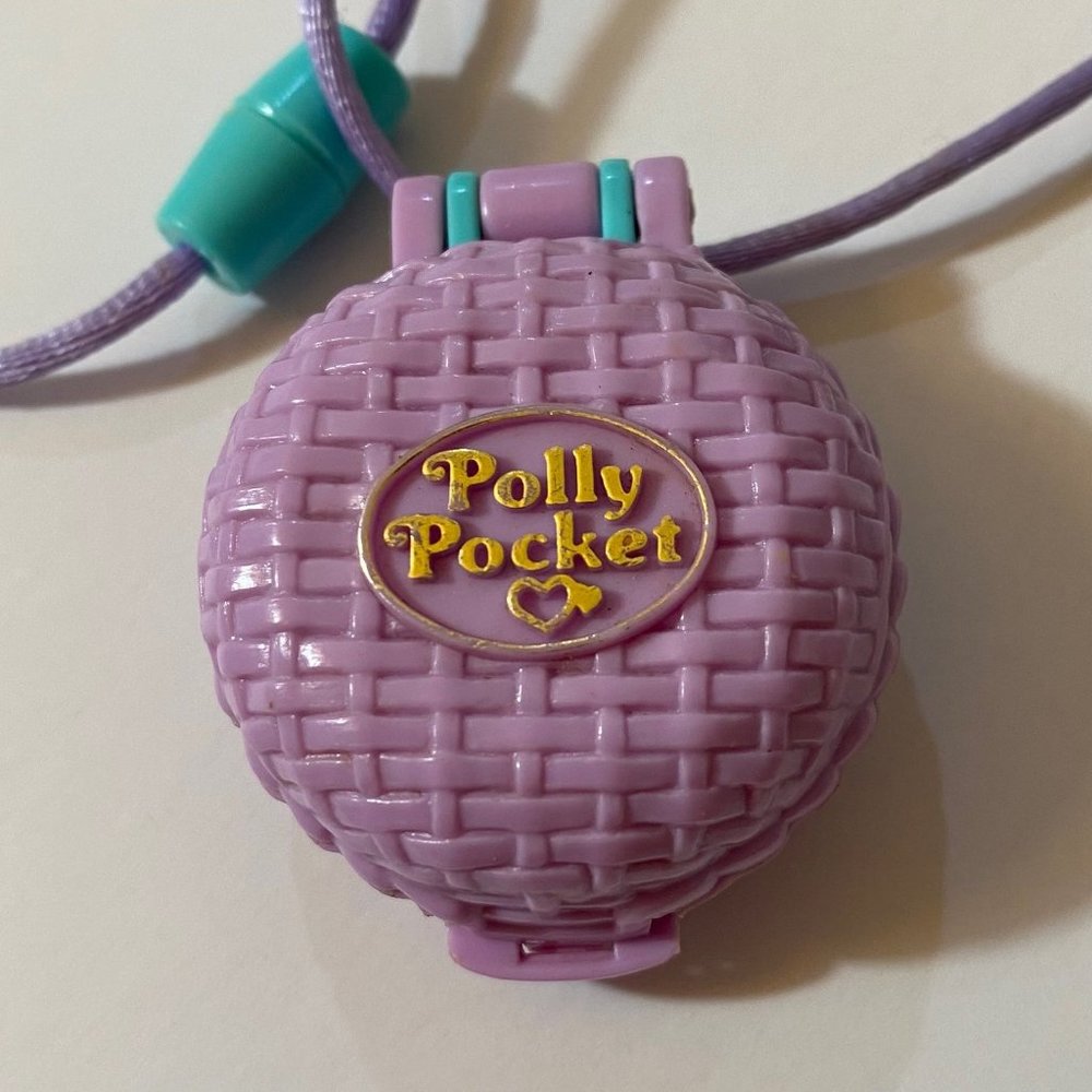 Vintage Bluebird Polly Pocket 1993 Fuzzy Bunny Locket Set - Picture 9 of 10